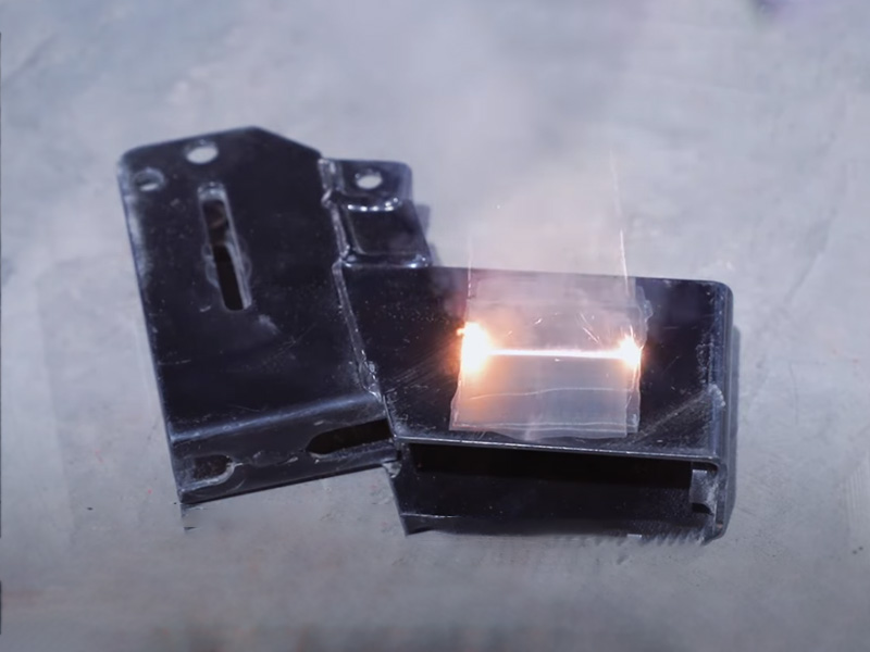 Nettoyage laser &agrave; fibre