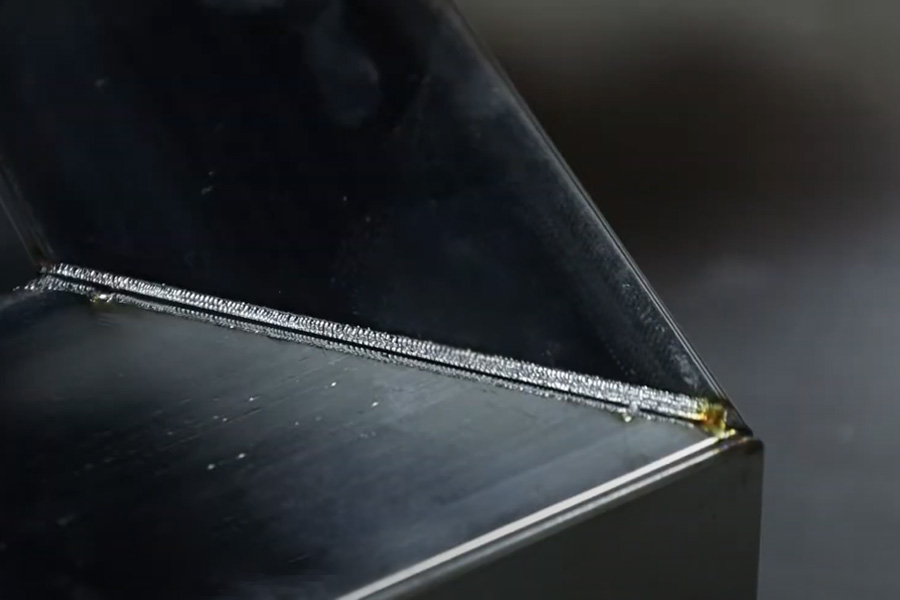 param&egrave;tres de soudage au laser